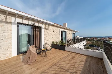 Modern Family Villa with Pool in Vodice