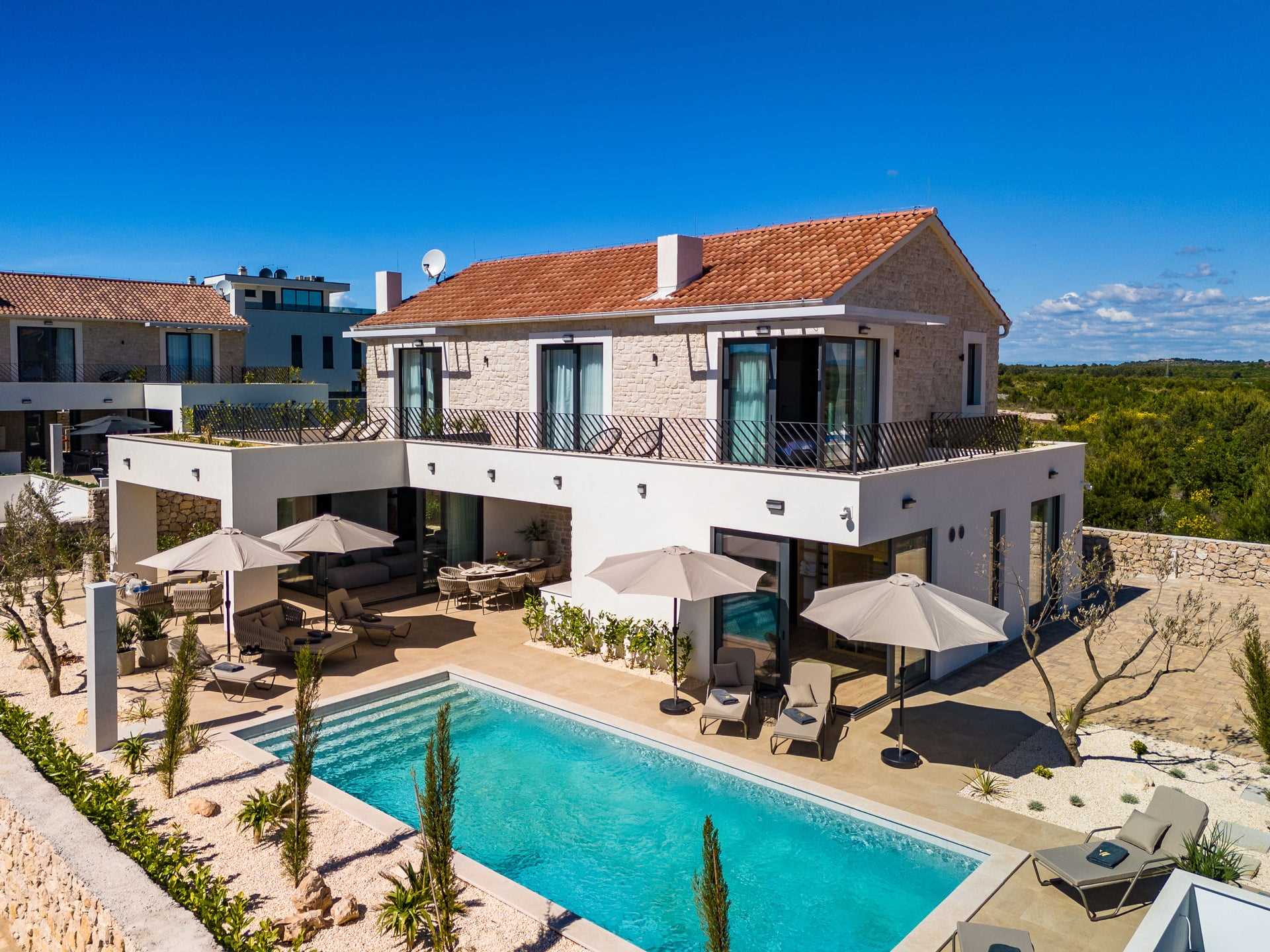 Luxury Villa Wild Rose with Pool