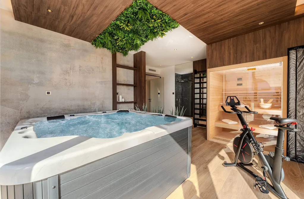 Contemporary Villa Retreat with Pool in Vodice