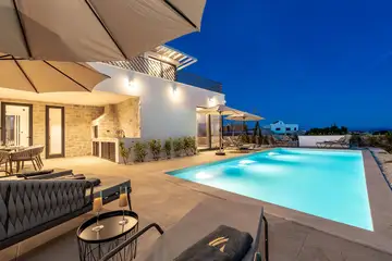Contemporary Villa Retreat with Pool in Vodice