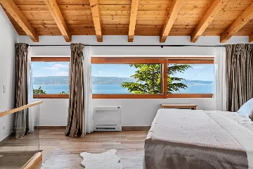 Seaside Villa Retreat with Pool in Jesenice