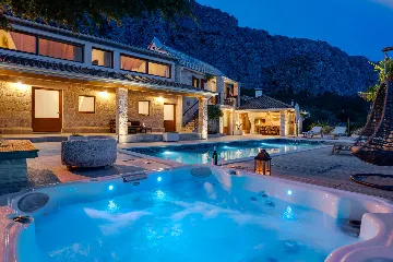 Seaside Villa Retreat with Pool in Jesenice