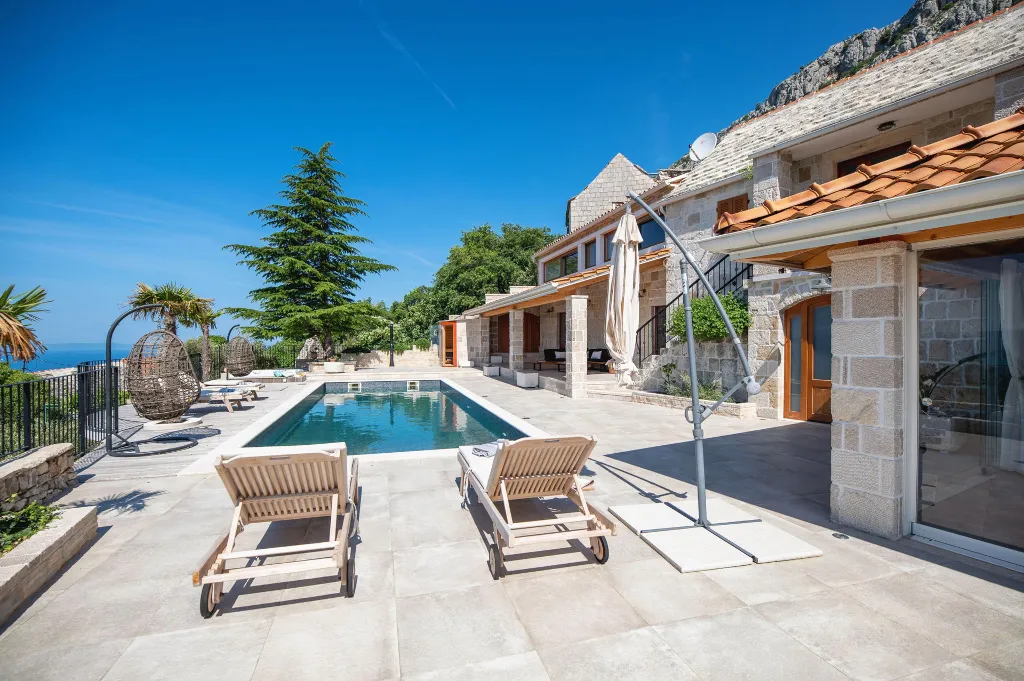 Seaside Villa Retreat with Pool in Jesenice