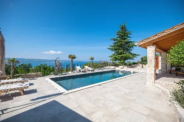 Seaside Villa Retreat with Pool in Jesenice