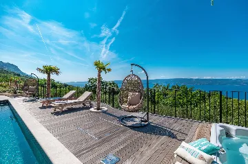 Seaside Villa Retreat with Pool in Jesenice