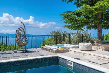 Seaside Villa Retreat with Pool in Jesenice