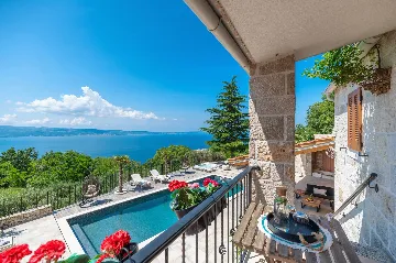 Seaside Villa Retreat with Pool in Jesenice