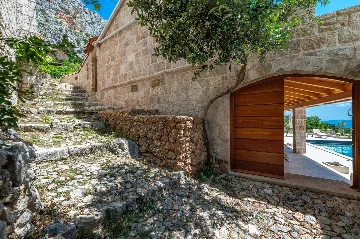 Seaside Villa Retreat with Pool in Jesenice