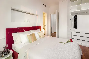 Exclusive 5-Bedroom Villa with Pool in Brela