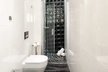 Exclusive 5-Bedroom Villa with Pool in Brela