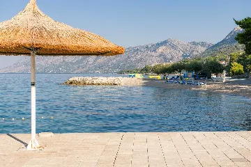 Exclusive 5-Bedroom Villa with Pool in Brela