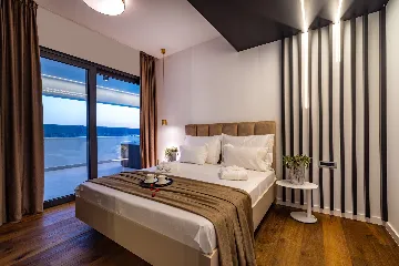 Contemporary Seaside Villa with Pool, Novigrad