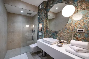 Contemporary Seaside Villa with Pool, Novigrad