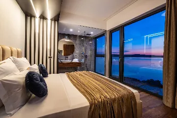 Contemporary Seaside Villa with Pool, Novigrad