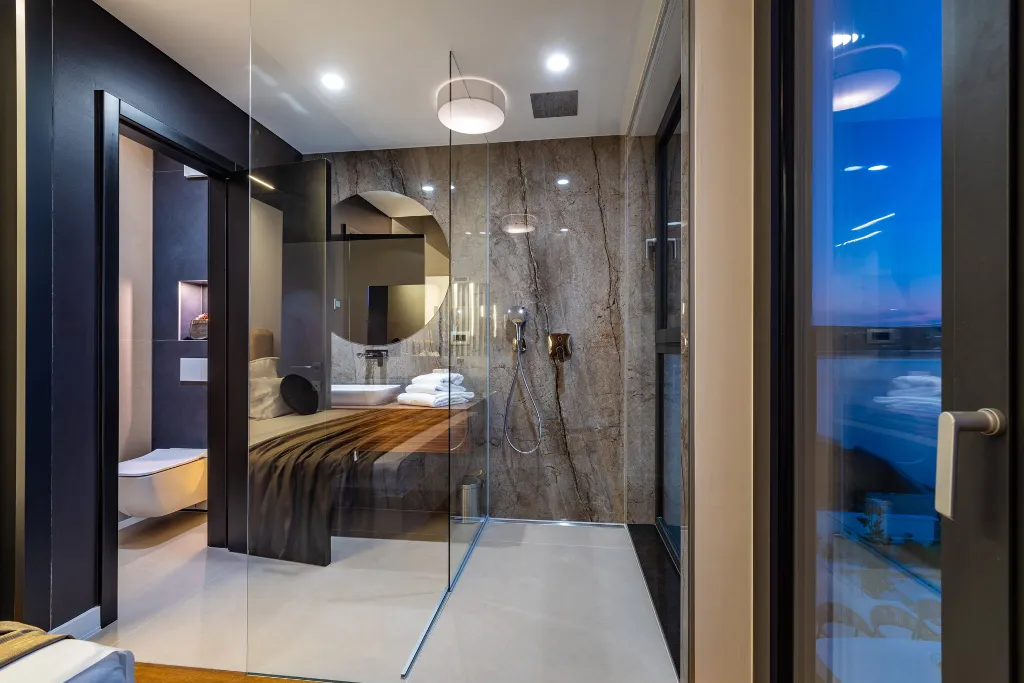 Contemporary Seaside Villa with Pool, Novigrad
