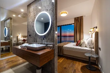 Contemporary Seaside Villa with Pool, Novigrad