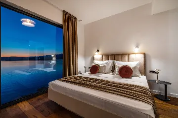 Contemporary Seaside Villa with Pool, Novigrad