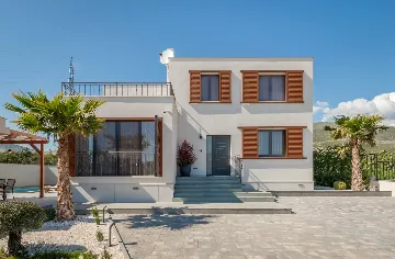 Modern Villa with Heated Pool in Trogir
