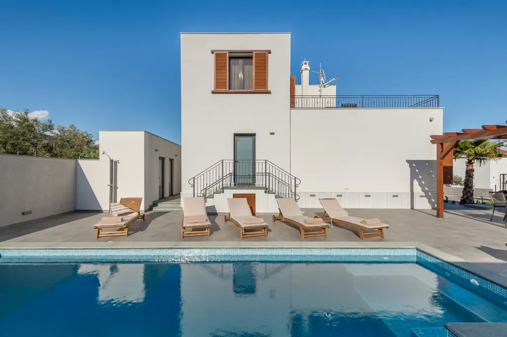 Modern Villa with Heated Pool in Trogir