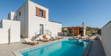 Modern Villa with Heated Pool in Trogir