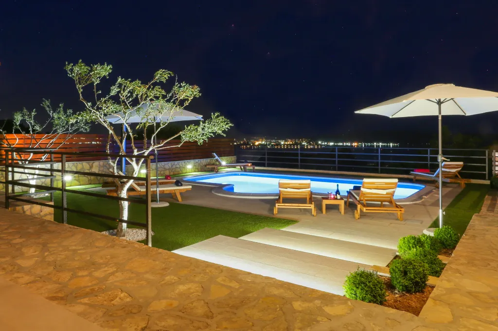 Family Villa with Pool in Kaštel Sućurac