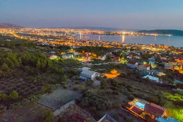 Family Villa with Pool in Kaštel Sućurac