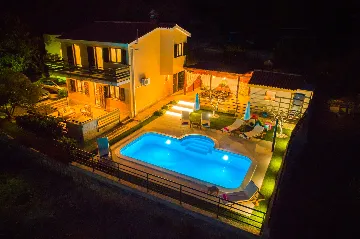 Family Villa with Pool in Kaštel Sućurac