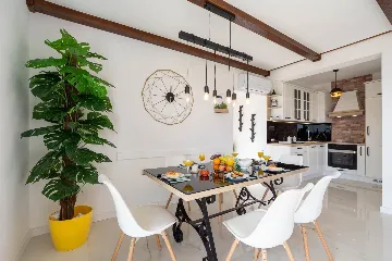 Family Villa with Pool in Kaštel Sućurac