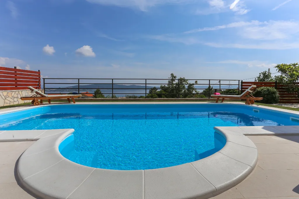 Family Villa with Pool in Kaštel Sućurac