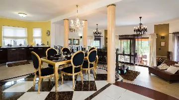 Modern Family Villa with Pool in Šibenik