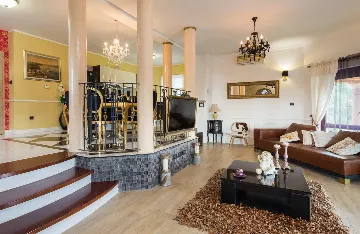 Modern Family Villa with Pool in Šibenik