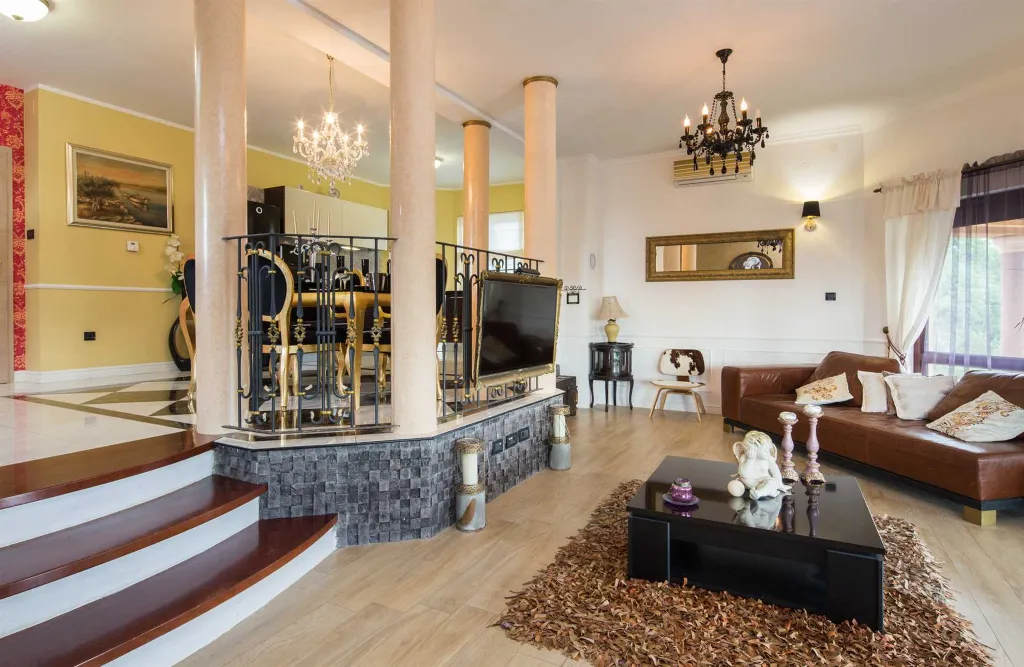 Modern Family Villa with Pool in Šibenik