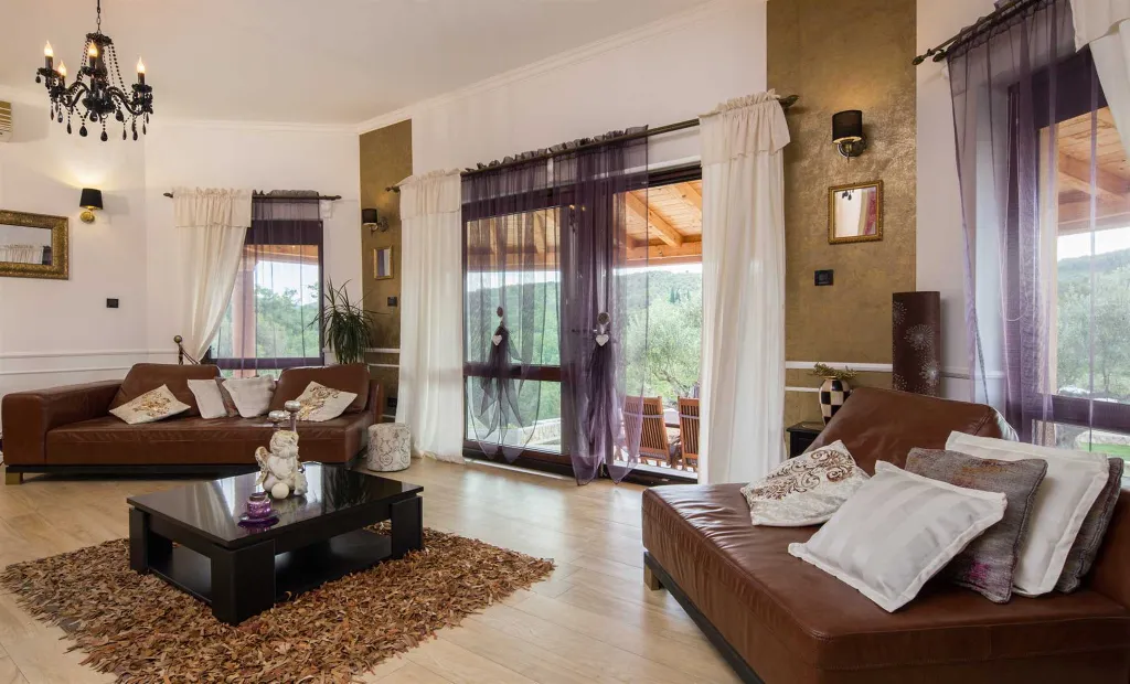 Modern Family Villa with Pool in Šibenik