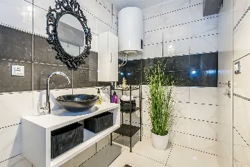 Modern Family Villa with Pool in Šibenik