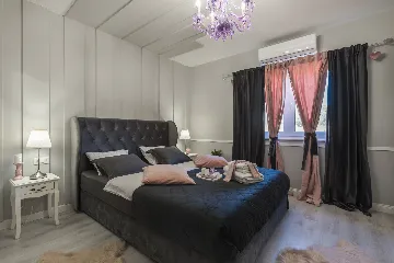 Modern Family Villa with Pool in Šibenik