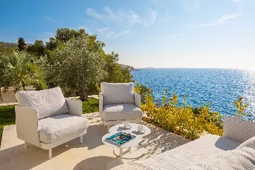 Five-Bedroom Villa with Heated Pool in Primošten