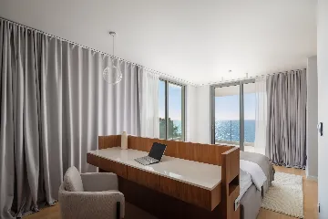 Five-Bedroom Villa with Heated Pool in Primošten