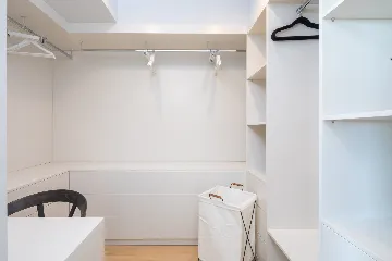 Five-Bedroom Villa with Heated Pool in Primošten