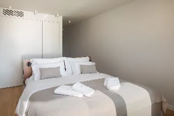 Five-Bedroom Villa with Heated Pool in Primošten