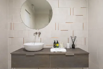 Five-Bedroom Villa with Heated Pool in Primošten