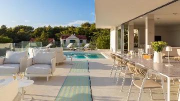 Five-Bedroom Villa with Heated Pool in Primošten