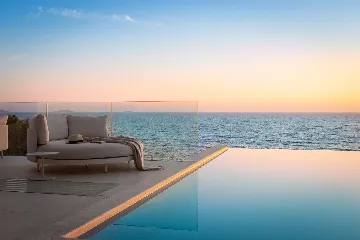 Five-Bedroom Villa with Heated Pool in Primošten