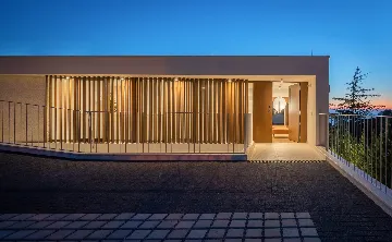 Five-Bedroom Villa with Heated Pool in Primošten