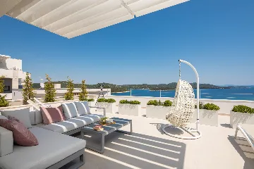 Contemporary Villa with Infinity Pool in Jezera