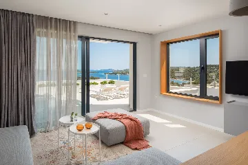 Contemporary Villa with Infinity Pool in Jezera