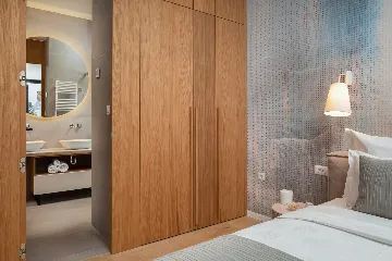 Contemporary Villa with Infinity Pool in Jezera