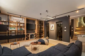 Contemporary Villa with Infinity Pool in Jezera