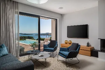 Contemporary Villa with Infinity Pool in Jezera