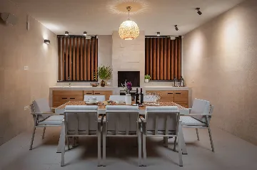 Contemporary Villa with Infinity Pool in Jezera