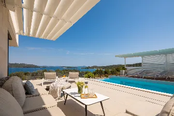 Modern Seaside Villa with Pool in Jezera